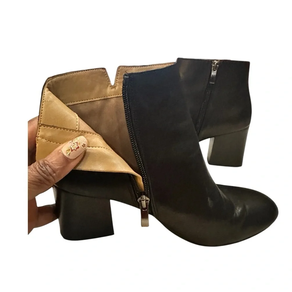 Franco Sarto Black Leather Ankle Boots Size 7.5 Block Heel Zip